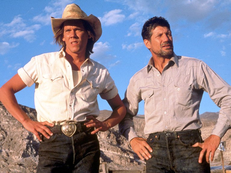 14 ‘Tremors’ Fans Share Why It’s The Best Horror Movie Ever