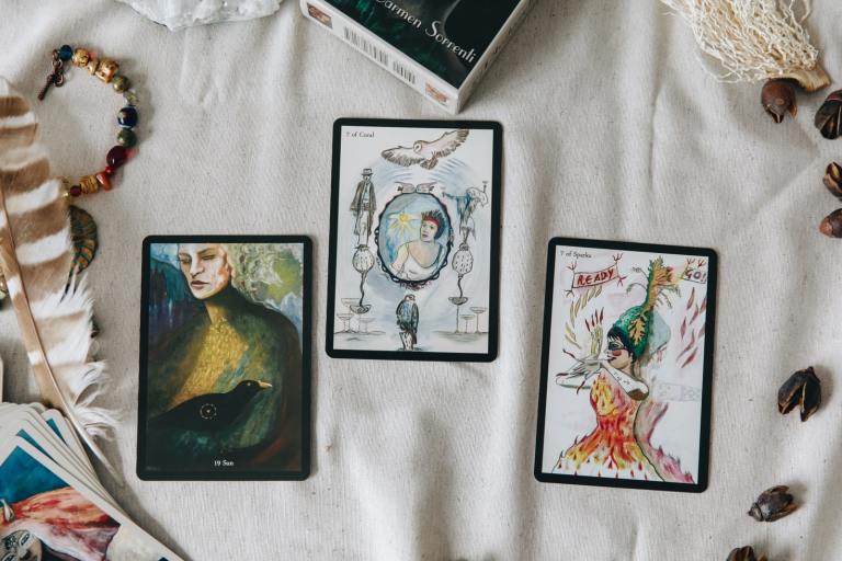 Single? This 3 Card Tarot Spread Is Like A Magic Window To Your Next Relationship