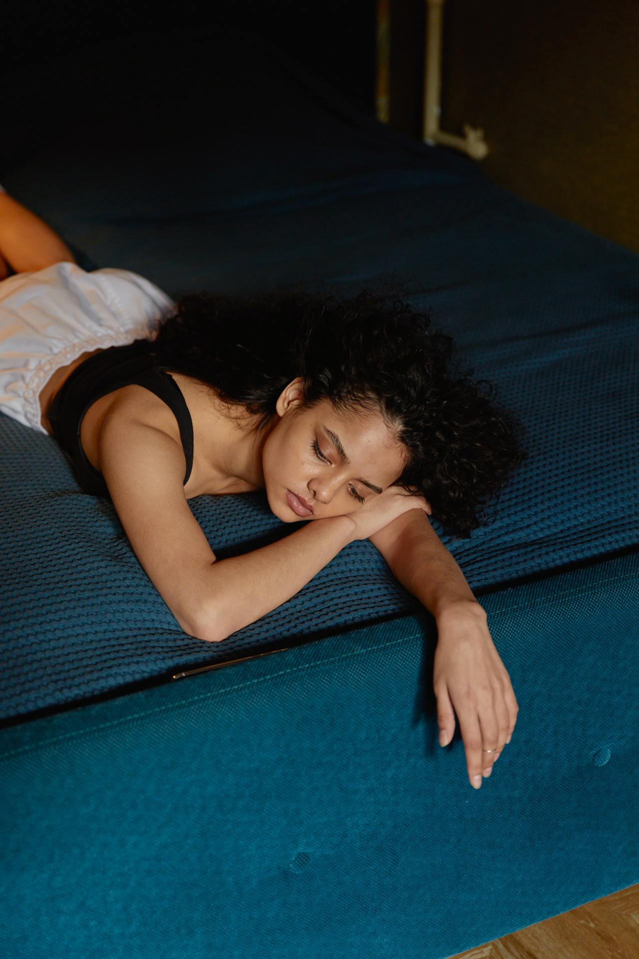 5 Zodiacs Who Stay Single Until Their Heart Is Fully Healed