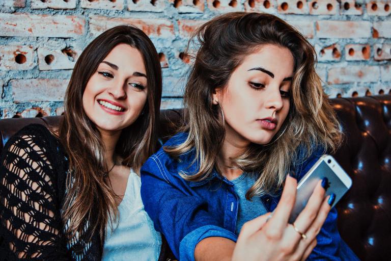 How To Be An Online Socialite