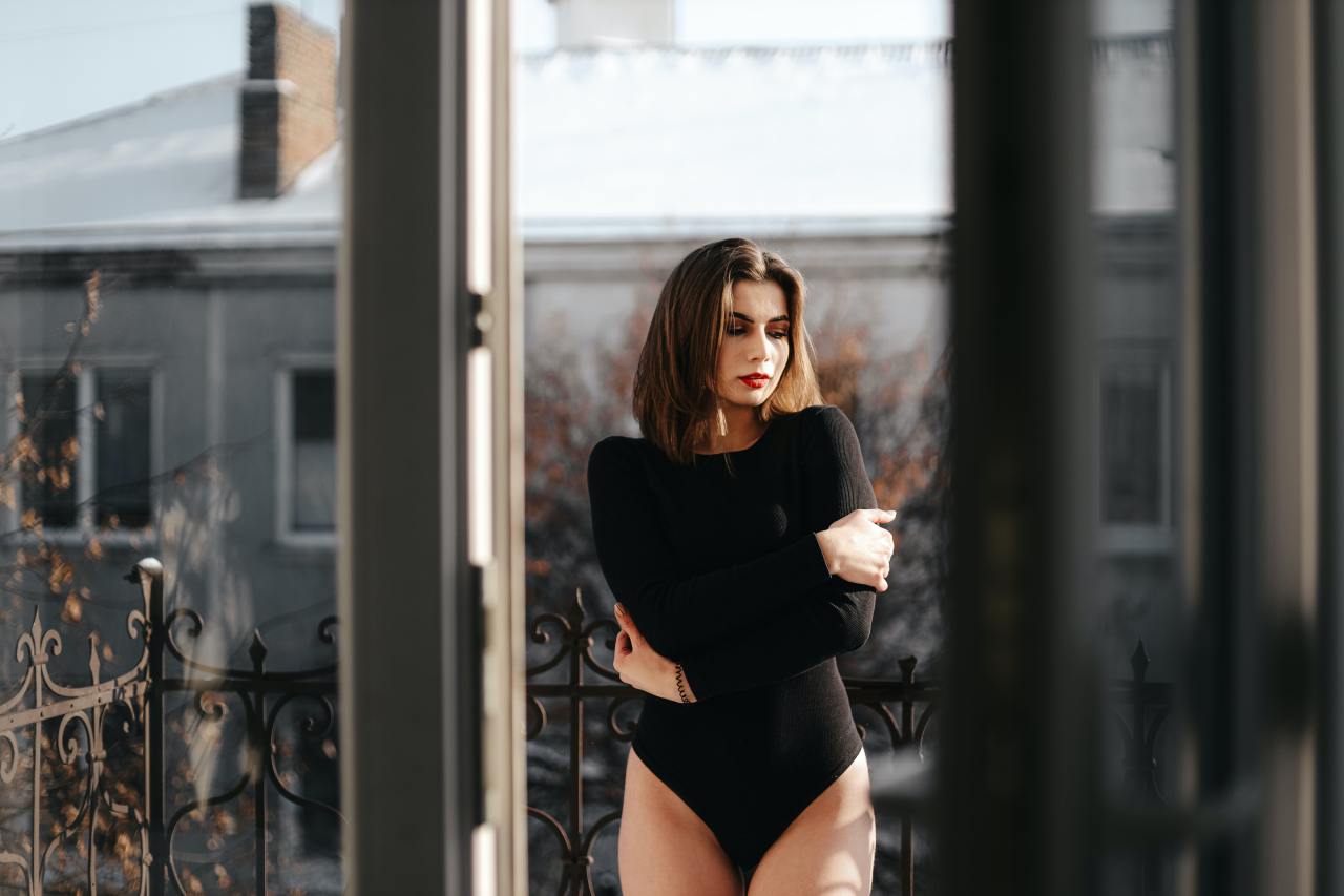 4 Zodiacs Who Try Too Hard To Please Other People