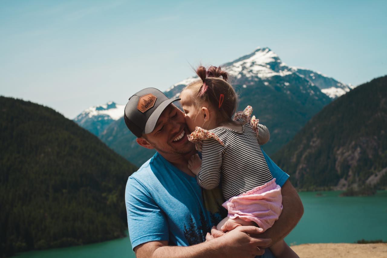 15 People With Good Fathers Reveal The Best Lessons Learned From Him