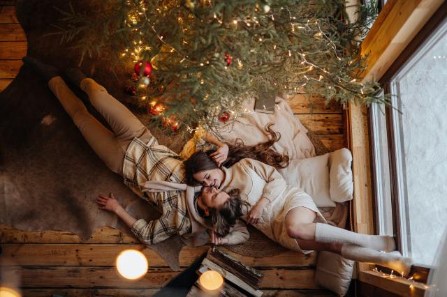 12 Funny Christmas Traditions You Should Start With Your Family