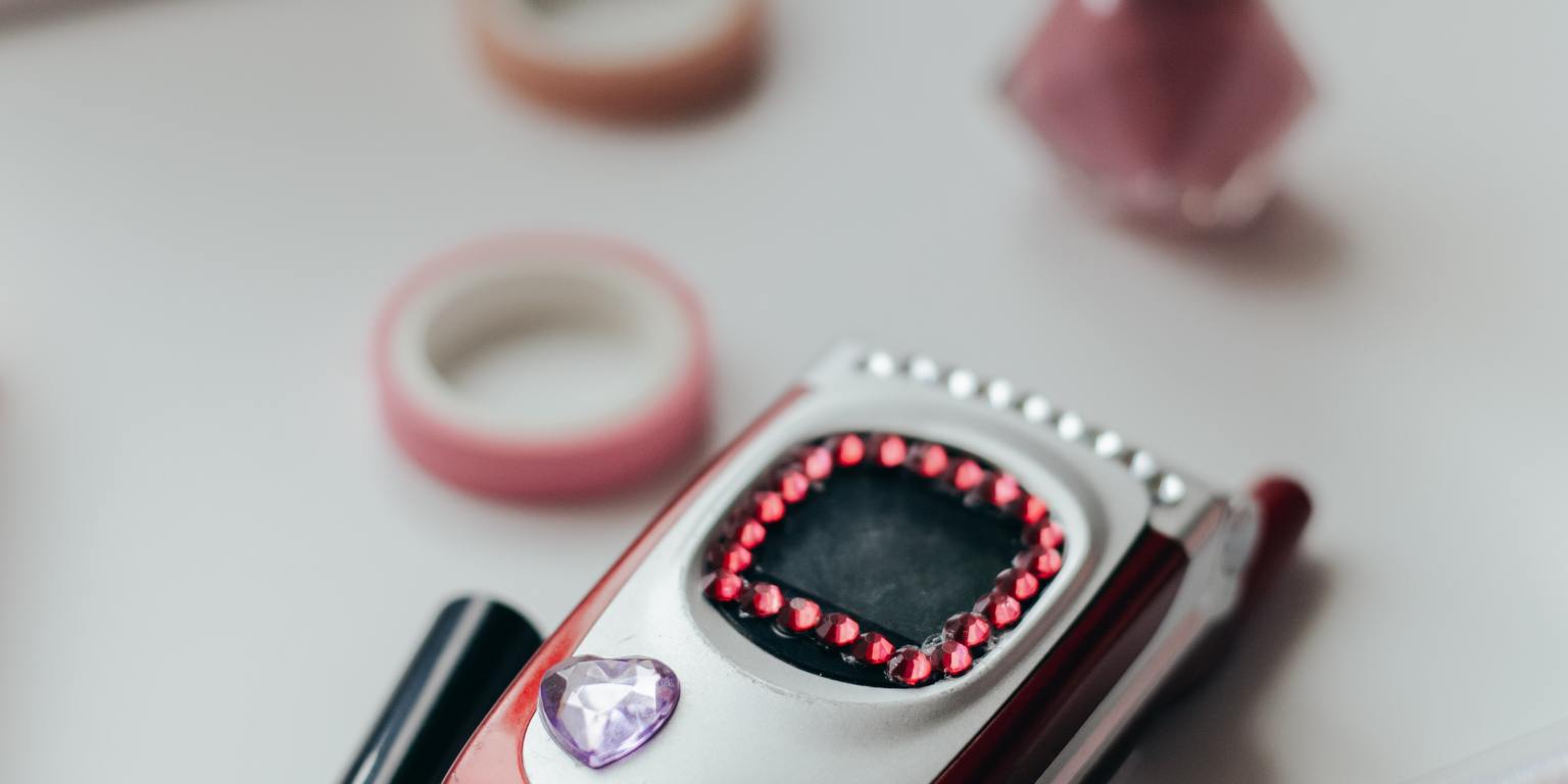20 Signs You’re Actually A ‘Zillennial’ – Collective World