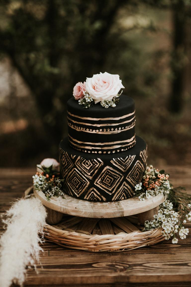 This Is The Perfect Type Of Wedding Cake For Each Zodiac Sign