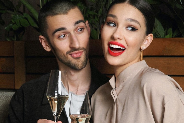Zodiac Signs Ranked From Best to Worst Tippers