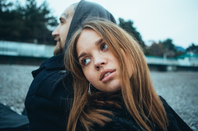 8 Signs He's Getting Bored Of The Relationship