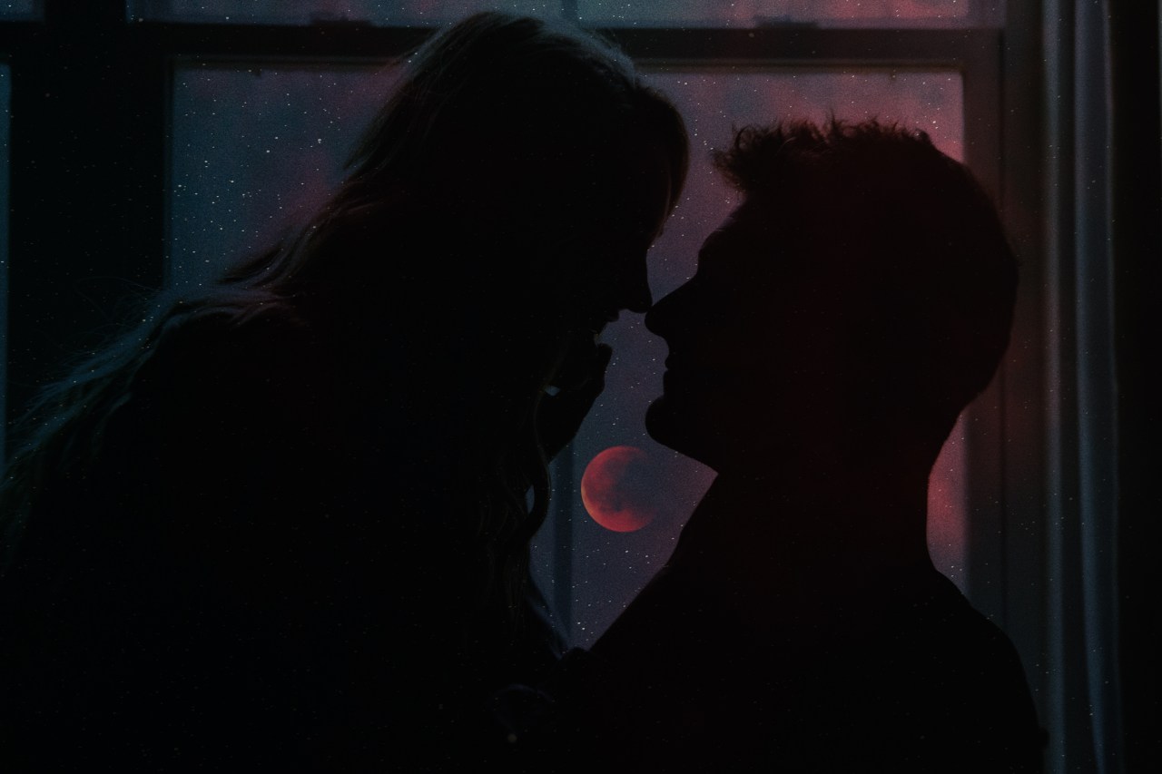 Your Love Language, According to Your Zodiac Sign