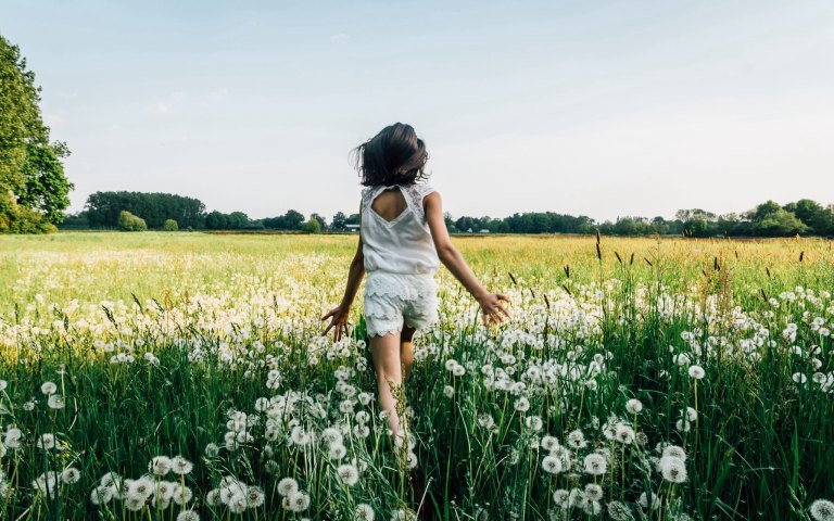 What Your Guardian Angel Wants You To Know On 8/8, Based On Your Zodiac + Tarot