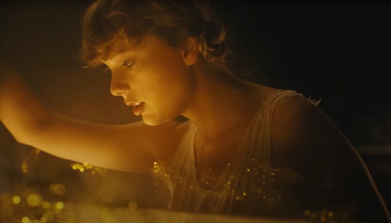 How Your Favorite Taylor Swift Lyrics Match Your Zodiac Sign’s Love Language