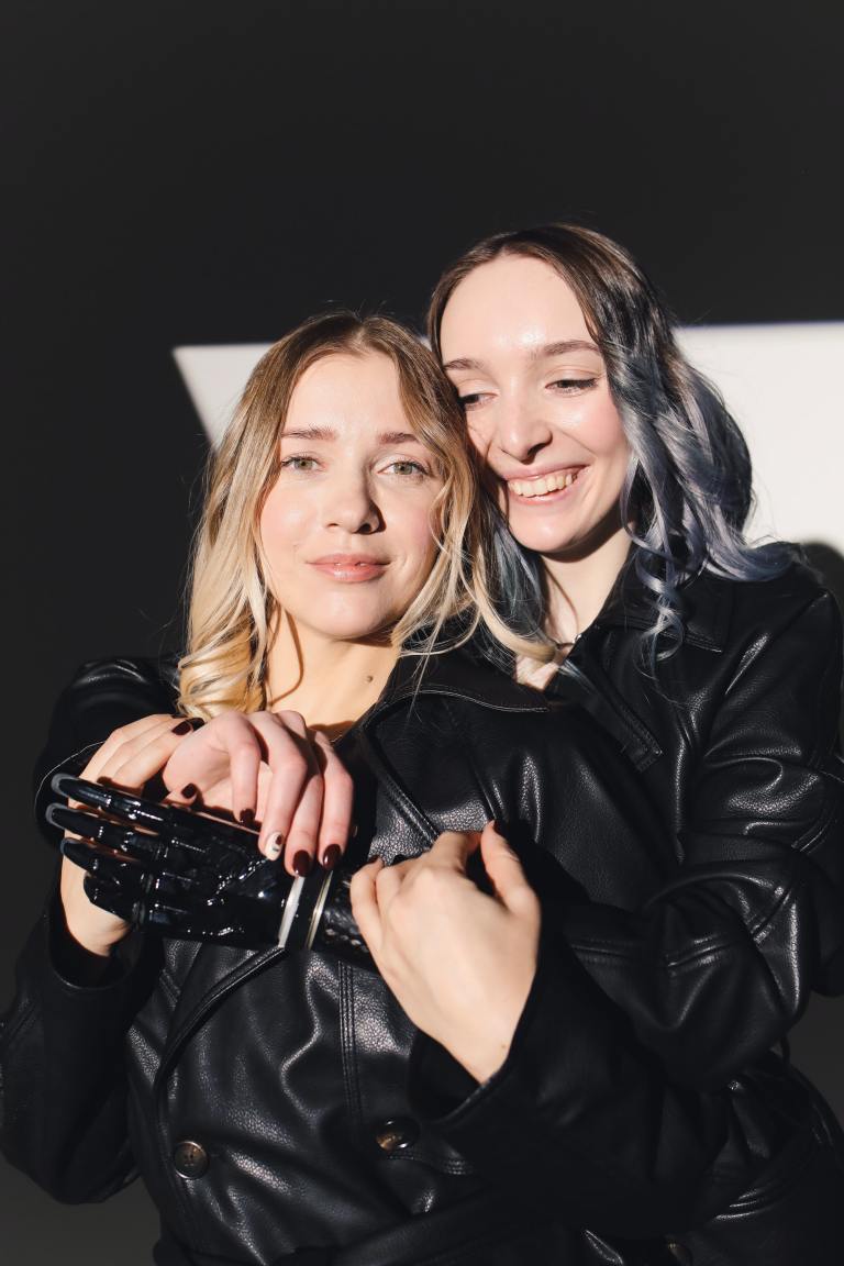 The Deep Bonds Of Virgo-Capricorn & Scorpio-Pisces As Best Friends