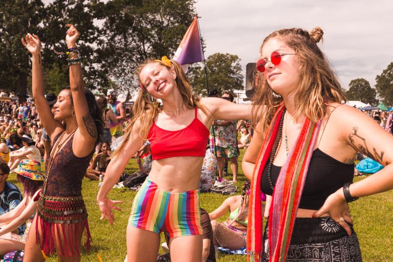 Why Cancer, Scorpio, And Pisces (Water Signs) Make The Best Friends