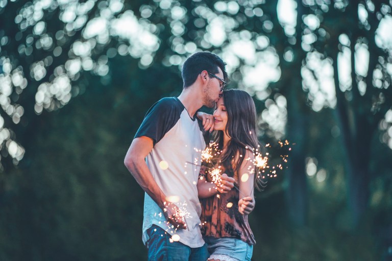 The Best Zodiac Pairs For A Memorable New Year’s Kiss