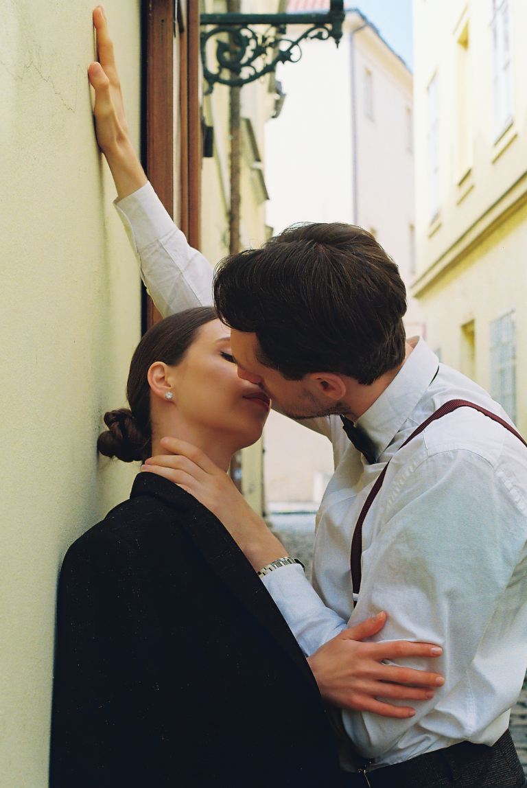 These Zodiac Duos Make The Hottest Couples