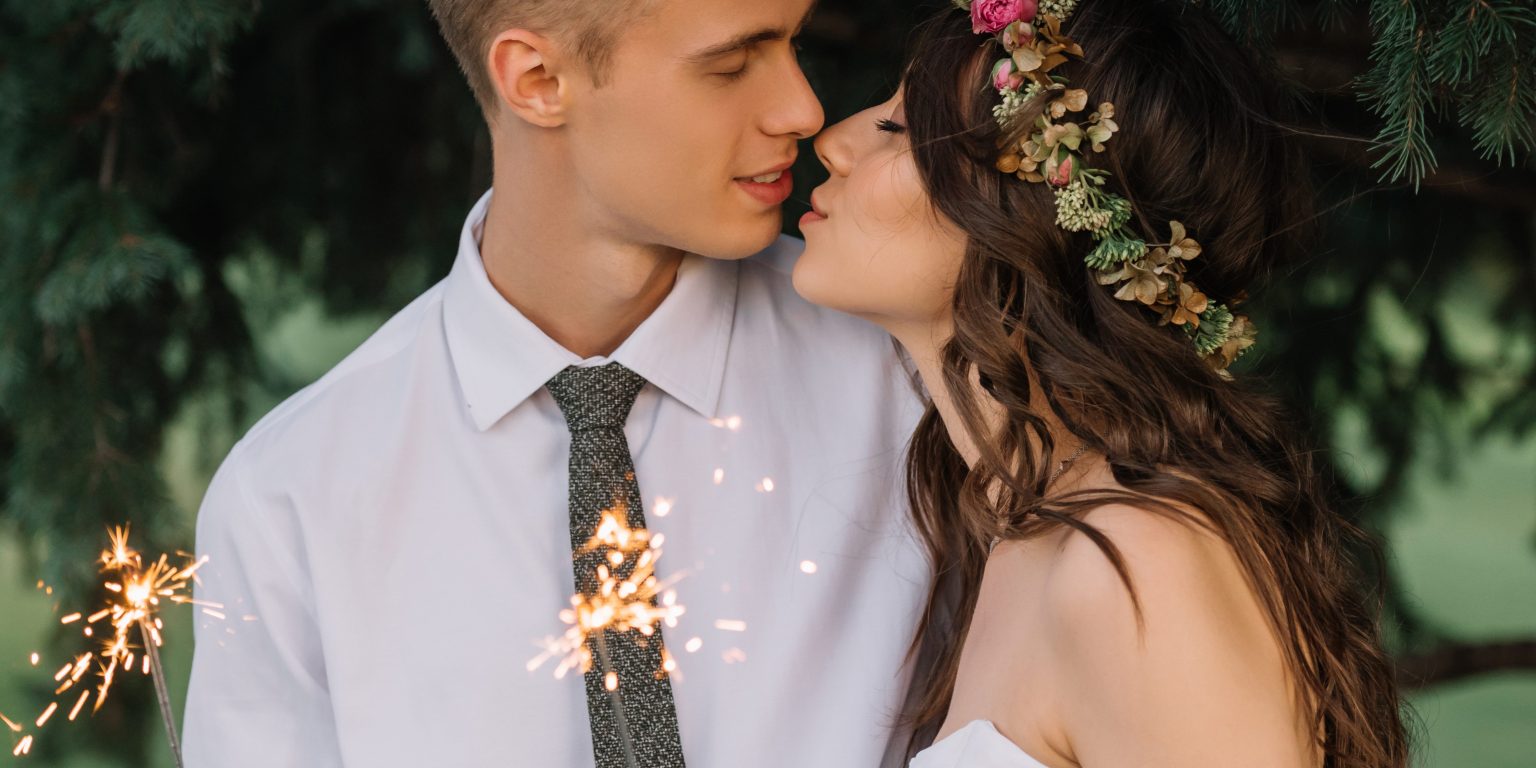 3 Zodiacs Who Will Meet Their Twin Flame In 2024 – Collective World