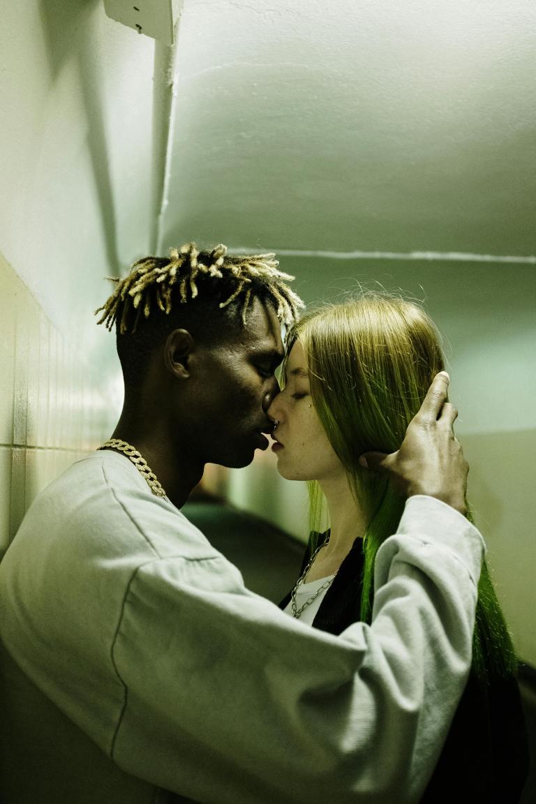 4 Zodiac Signs That Mistake Love Bombing For Honest Love