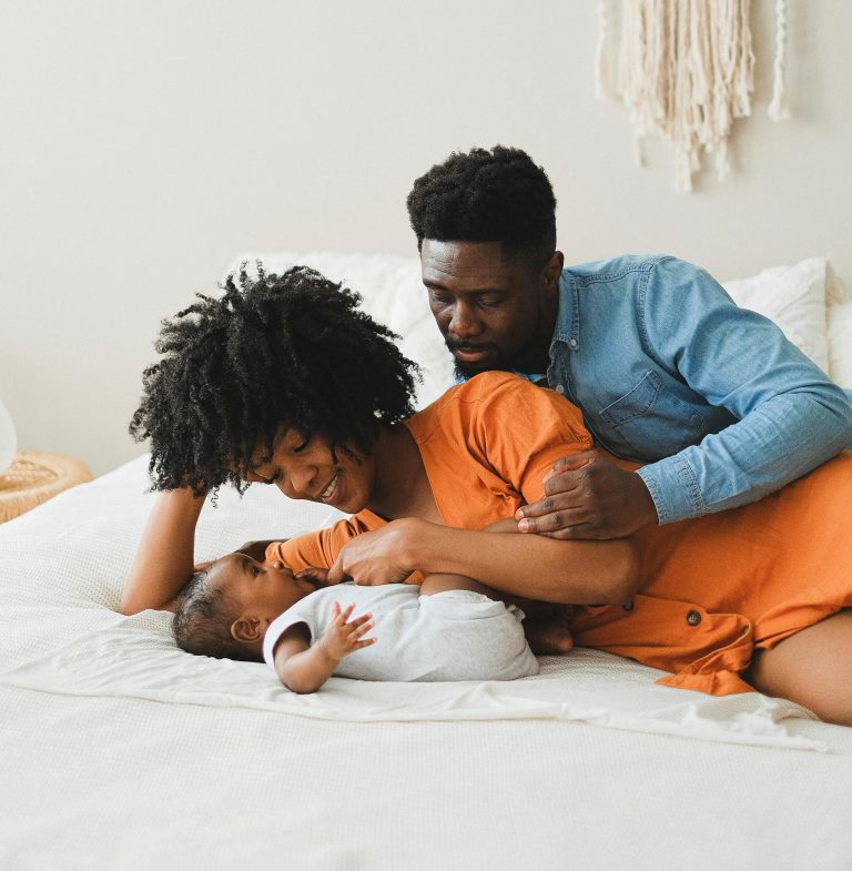 3 Zodiac Signs Who Are Award-Winning Parents