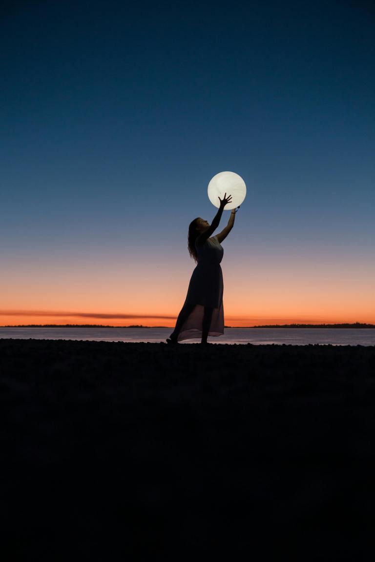 4 Zodiacs Who Will Reap Their Rewards During the New Moon in Taurus