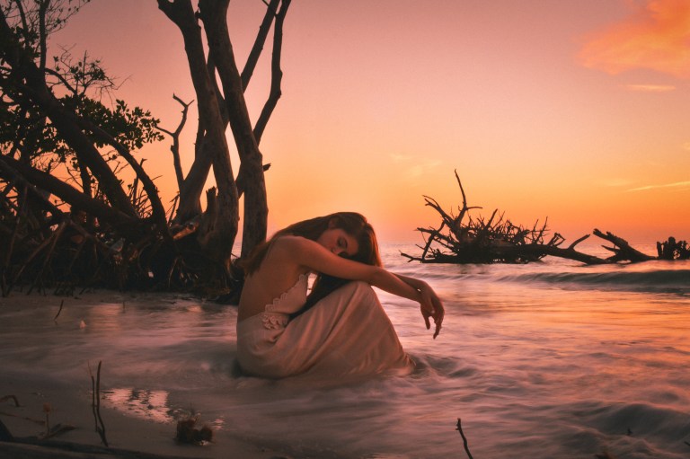 3 Zodiacs That Can Rekindle Romances This July (When Neptune Goes Retrograde)