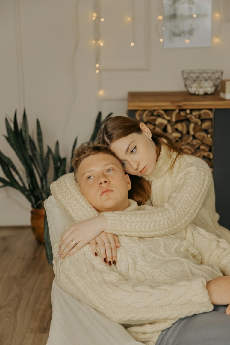 How To Stop Attracting Toxic Partners, Based On Your Zodiac + Tarot