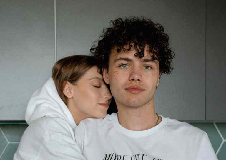 5 Zodiacs Who Actually Prefer Needy Partners