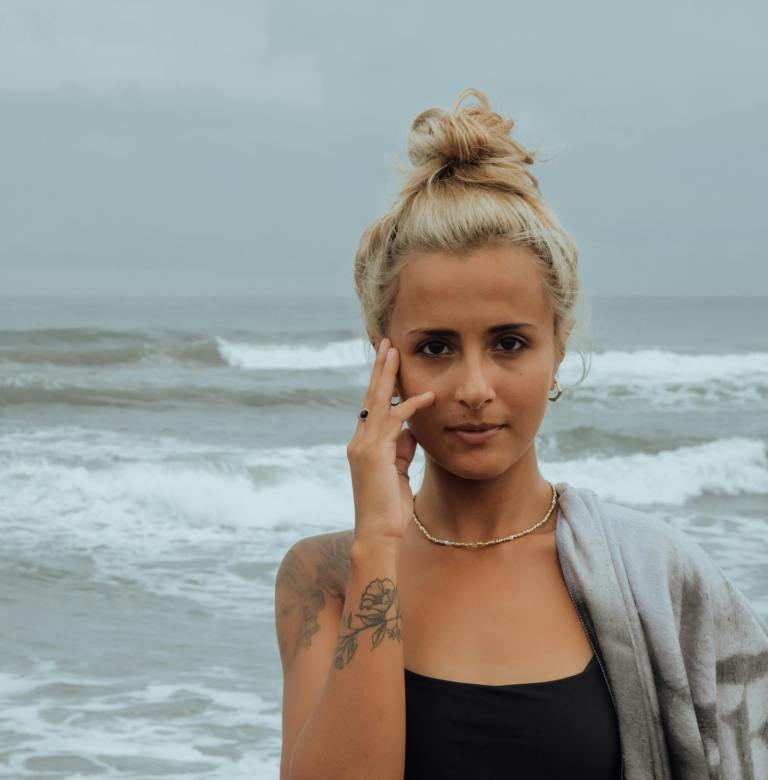 4 Zodiac Signs That Never Chill Out On Vacation