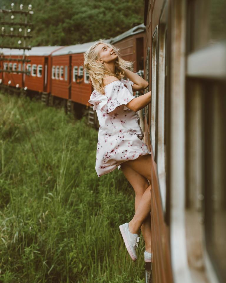 How You Can Take Bigger Risks, According To An Astrologist & Tarot Reader