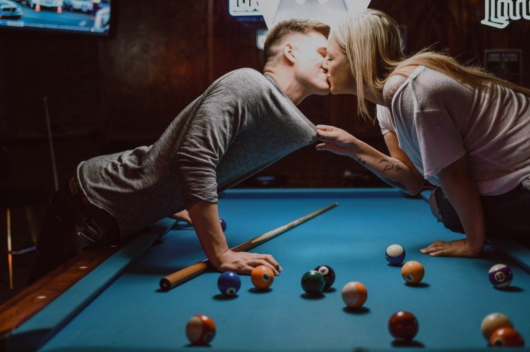 5 Zodiac Signs That Make Exciting First Dates