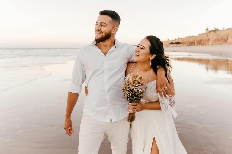 4 Zodiacs That Are Devoted Wives