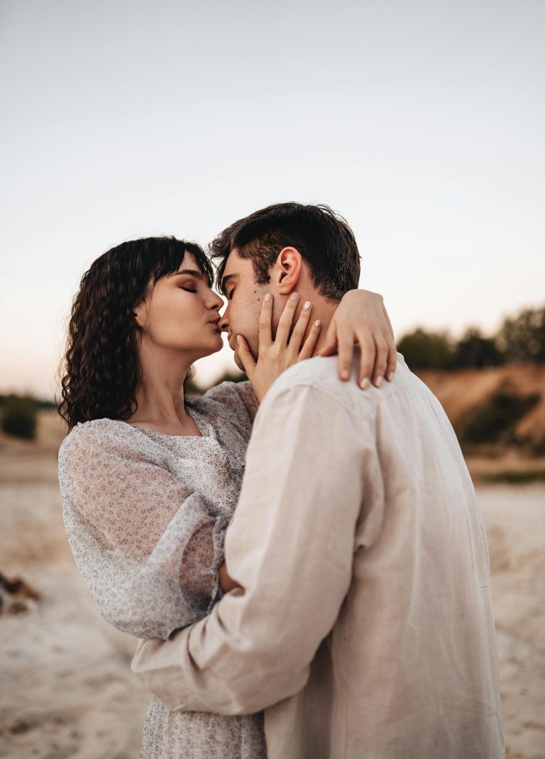 3 Zodiac Couples Who Understand Each Other On A Spiritual Level