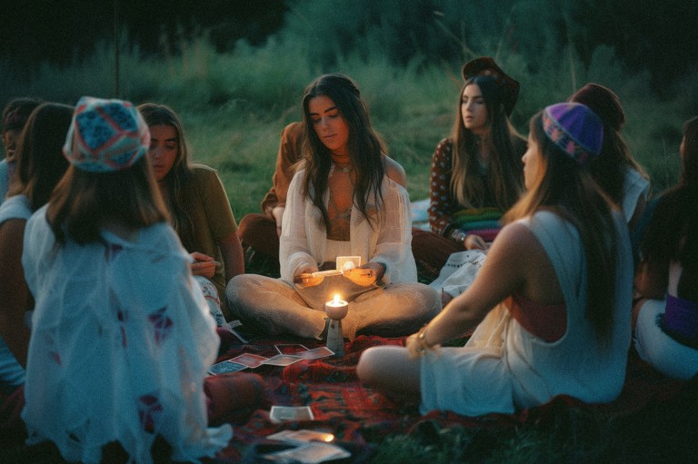 3 Zodiacs That Make The Best Tarot Card Readers