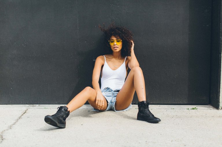 How Your Zodiac Sign Shows You’re Swept Off Your Feet