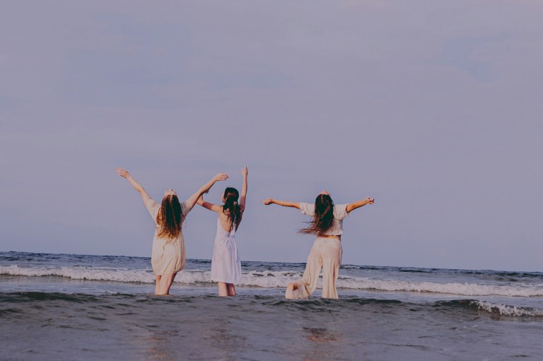 3 Zodiacs Manifesting Magic By Vocalizing Dreams This Week