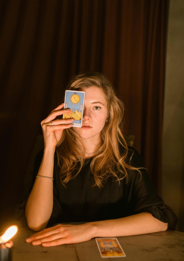 Here Are The Best Times To Pull Tarot Cards