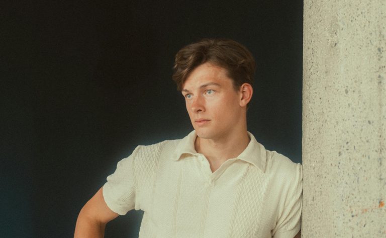 Top 4 Narcissistic Men Of The Zodiac