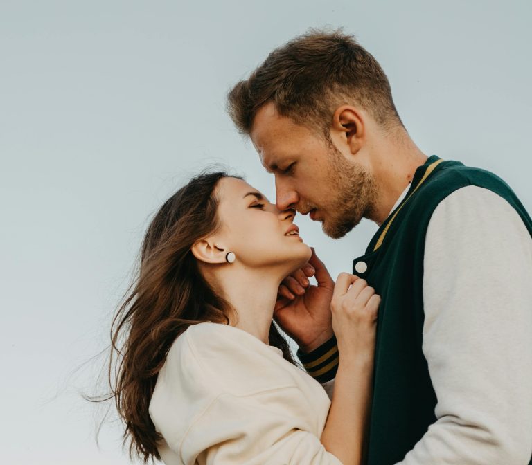 4 Zodiacs Experiencing Relationship Shifts During Venus In Virgo (8/5 – 8/28)