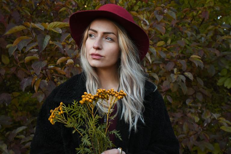 3 Zodiacs Who Should Turn Inwards During 2024’s Fall Equinox (9/22)