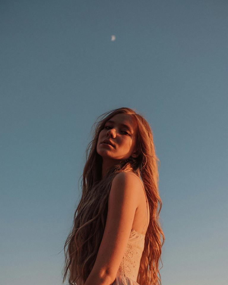 3 Zodiacs Who Should Make Big Changes On The 9/17 Lunar Eclipse in Pisces