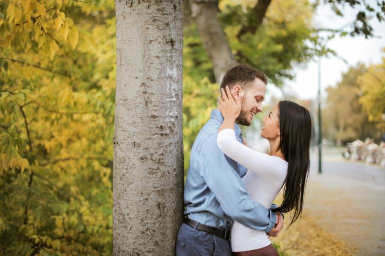 How To Strengthen Your Relationship This September, According To Your Zodiac + Tarot