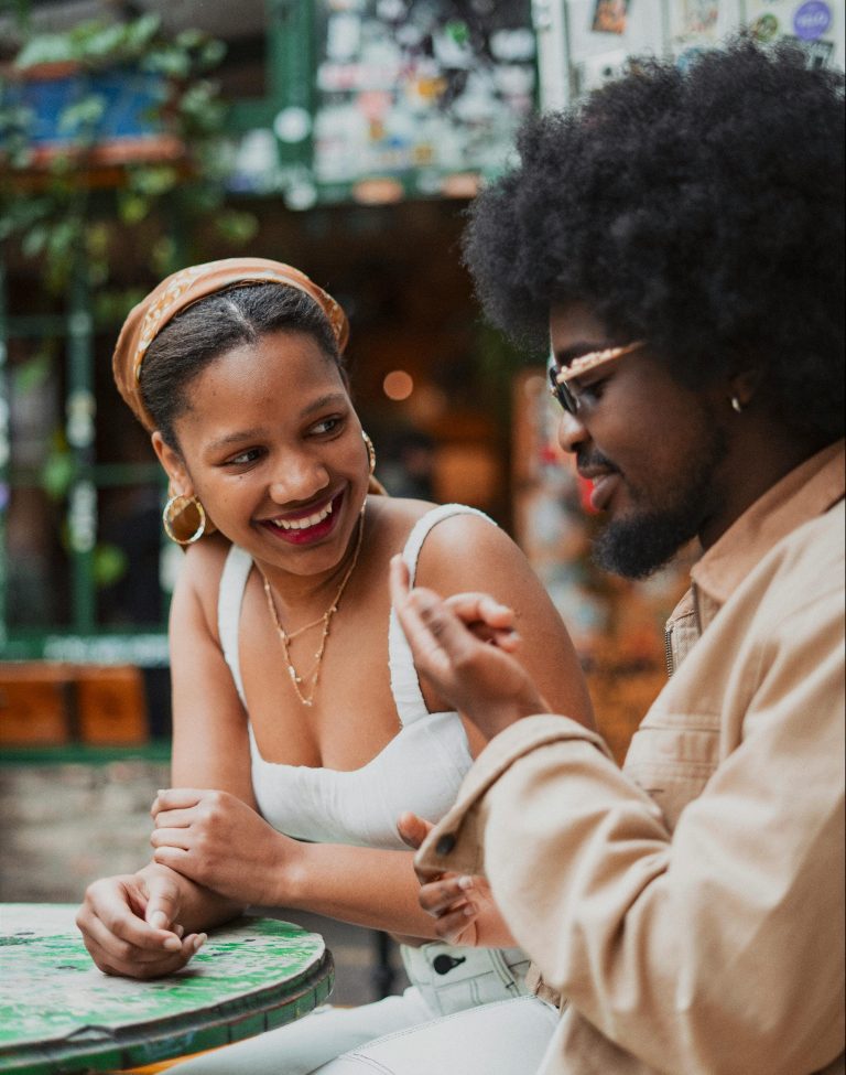 4 Zodiac Signs Who Put On A False Front During First Dates