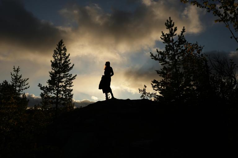 3 Zodiacs That Frequently Encounter The Unexplainable