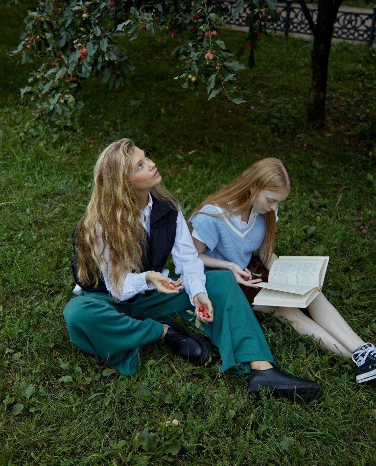 5 Zodiacs Who Are Low Maintenance Friends