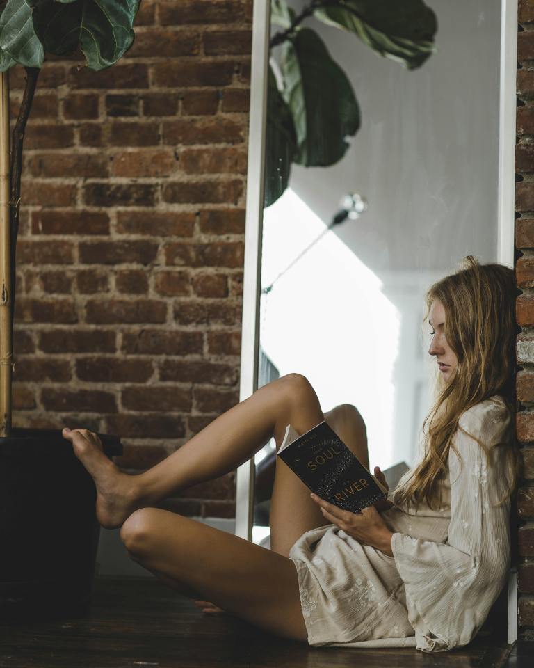 4 Zodiacs Who Are Growing Through The Pain