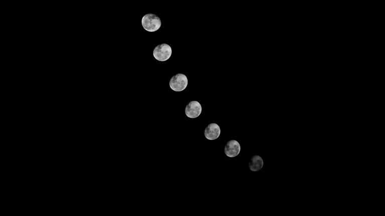 4 Zodiacs Starting A New Chapter Under New Moon In Sagittarius (12/1)