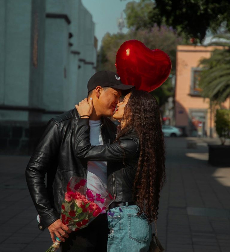 What Each Zodiac Sign Would Write On A Valentine’s Day Card