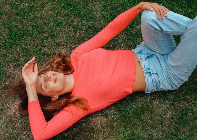 4 Zodiacs Who Can Be Alone (Without Being Lonely)