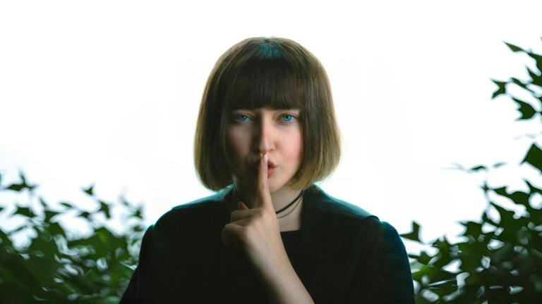 3 Zodiacs Dealing With A Secret (+ Tarot Advice On How To Handle It)