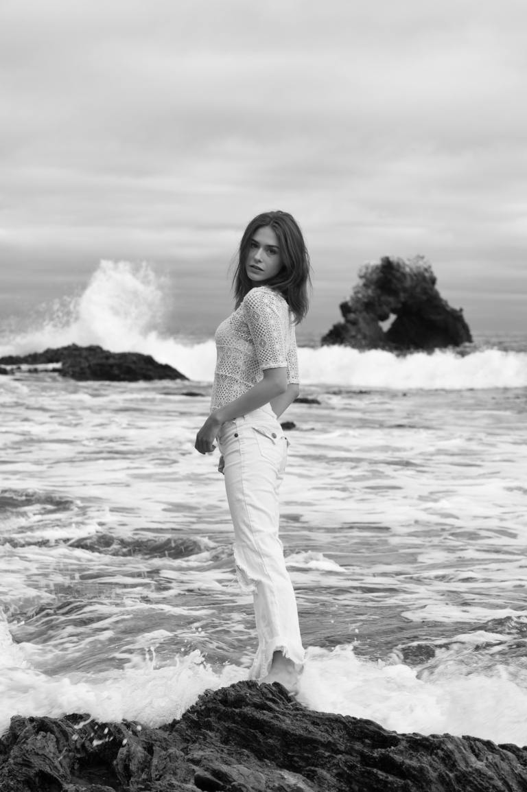 4 Zodiacs Who Should Make the Most Out Of Aquarius Season