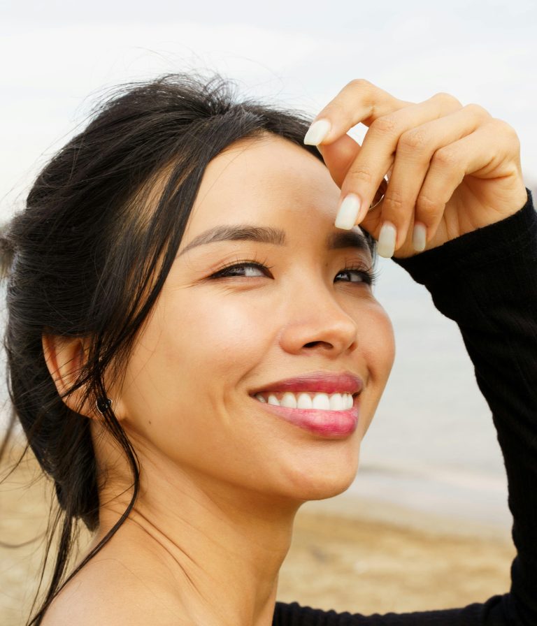 3 Zodiacs Who Bring Magnetic Energy To Any Room