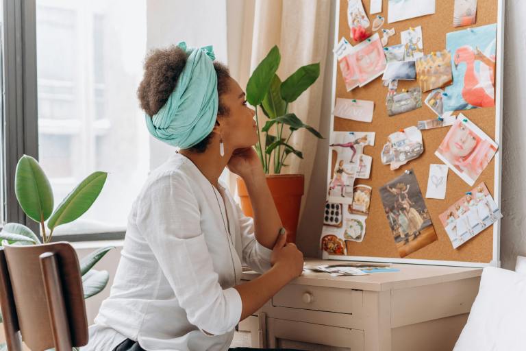 3 Zodiacs Who Can Manifest Magic By Making A Vision Board